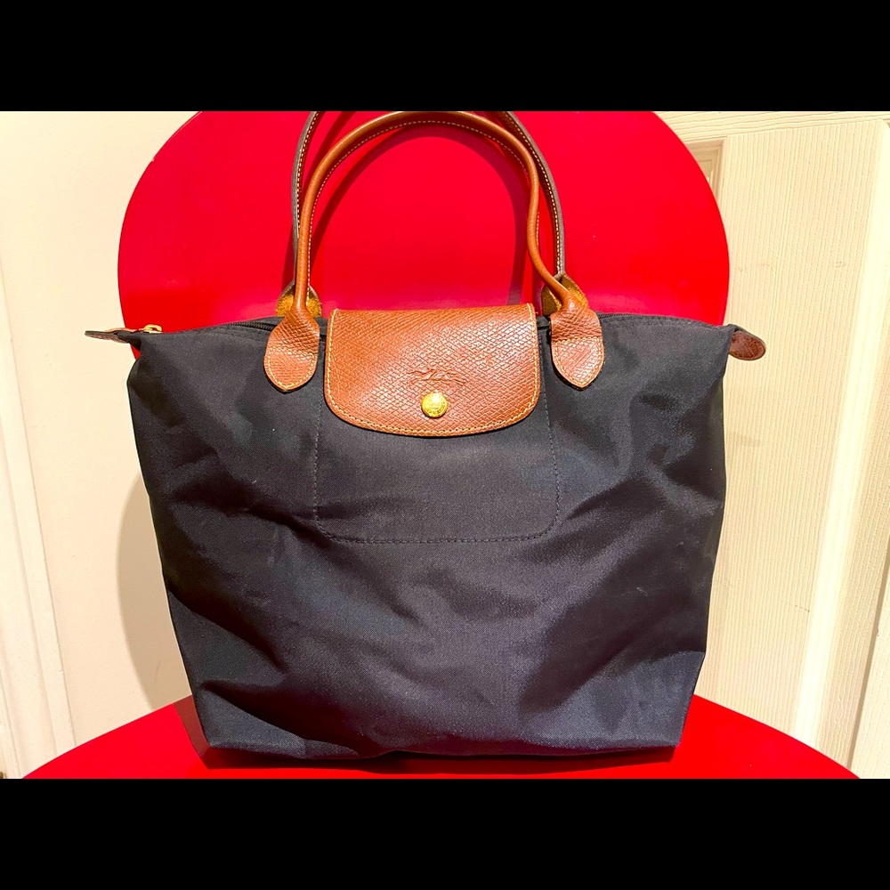 Black Longchamp Classic Bag